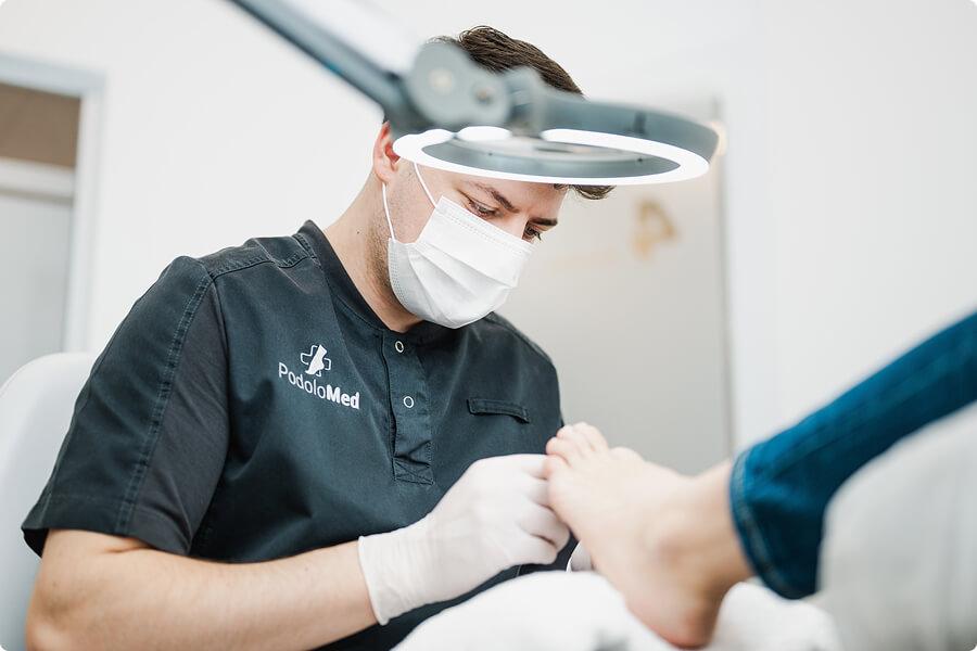 Podologische Behandlungen für Ihre Fußgesundheit